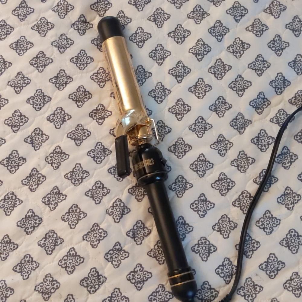 Gold Curling iron
